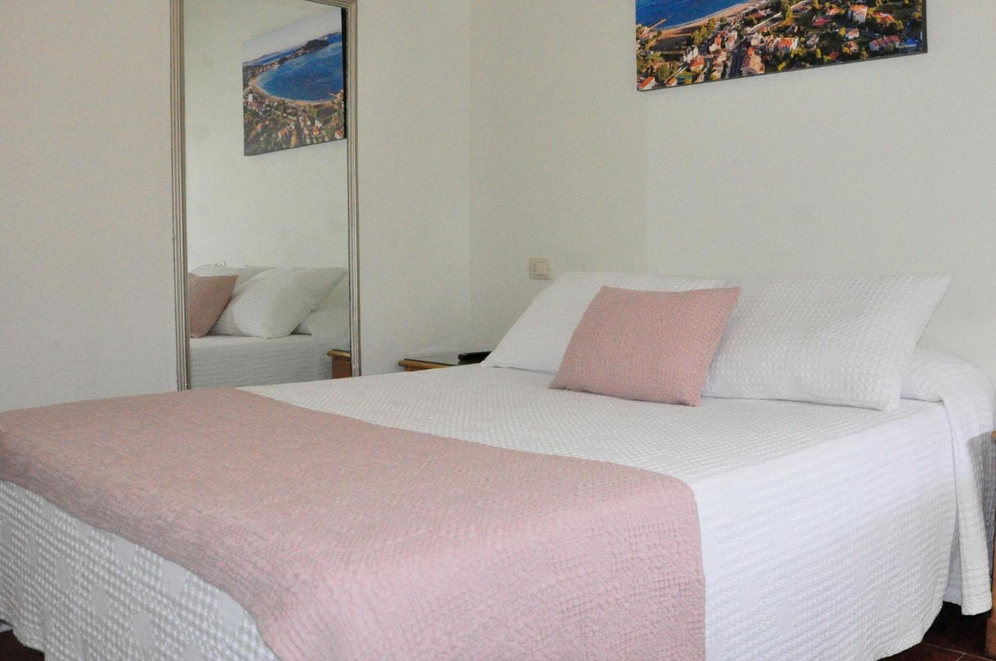 Hostal Paz Gondomar Exteriör bild