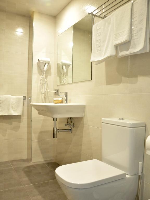 Hostal Paz Gondomar Exteriör bild